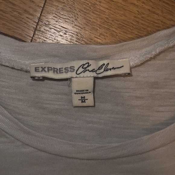 Express One Eleven “Vibes” Tee Size M - Picture 2 of 6